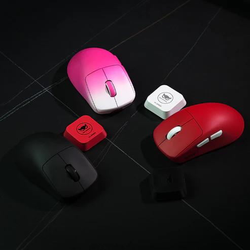 Waizowl OGM Pro V2 8K Light Weight Ergonomic PAW3950 Wireless Gaming Mouse