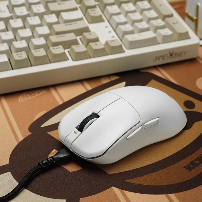 VGN Dragonfly F1 PRO MAX 4K Wireless Light Weight Gaming Mouse
